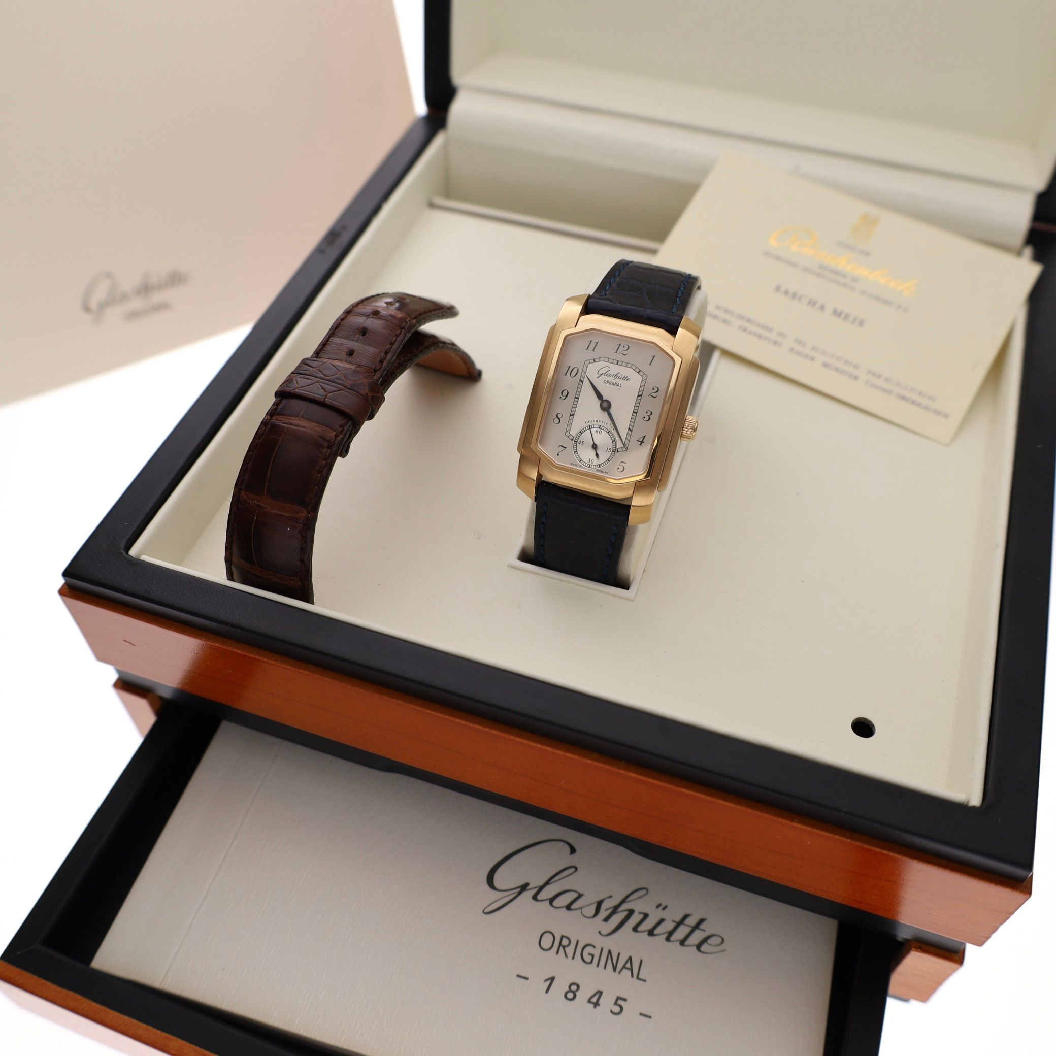 Glashütte Senator 1845 Karree 42-05-01-02-04