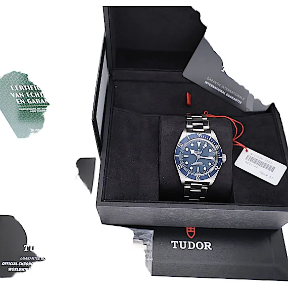 Tudor Black Bay 79030B Tudor Black Bay 79030B