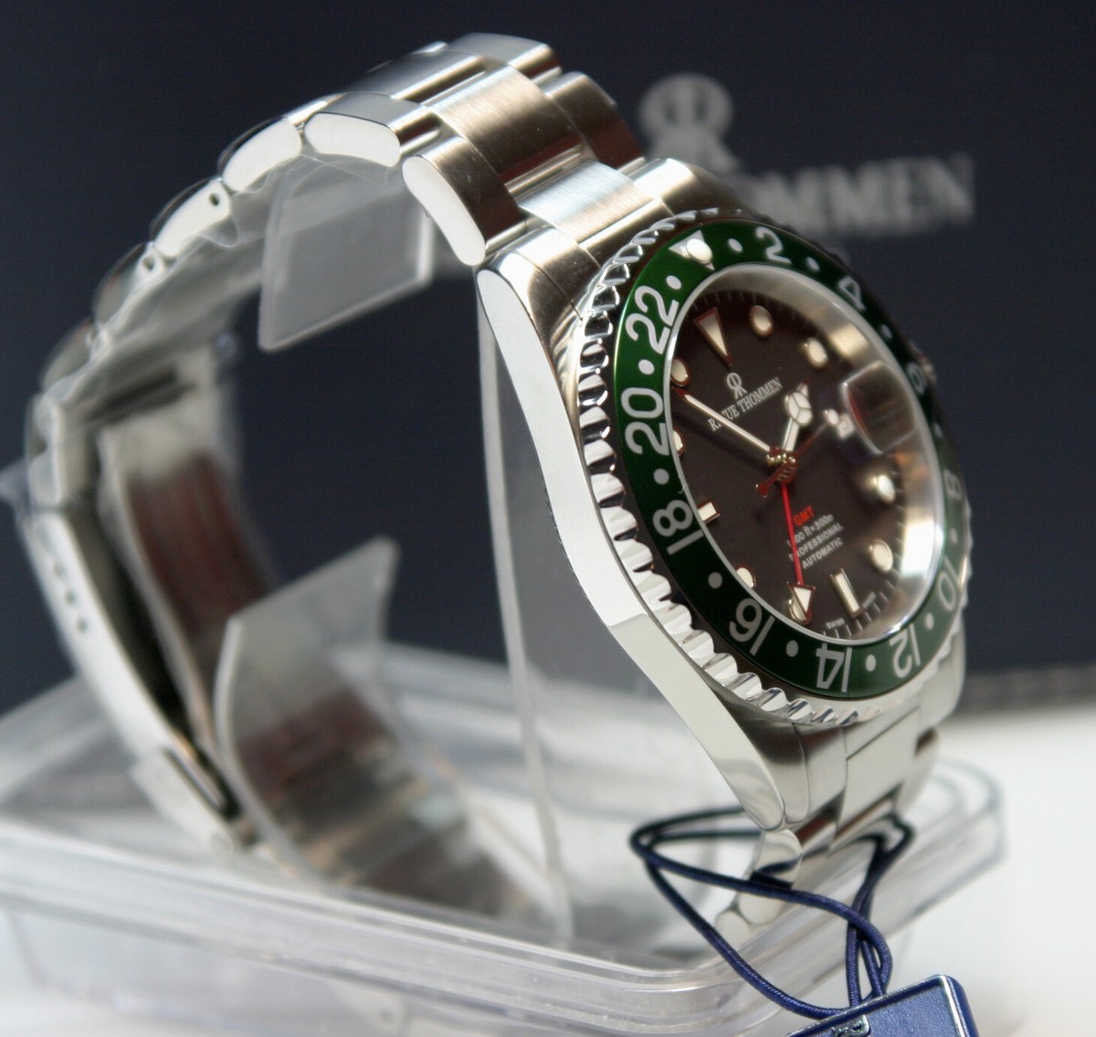 Revue Thommen Diver GMT 17572.2134