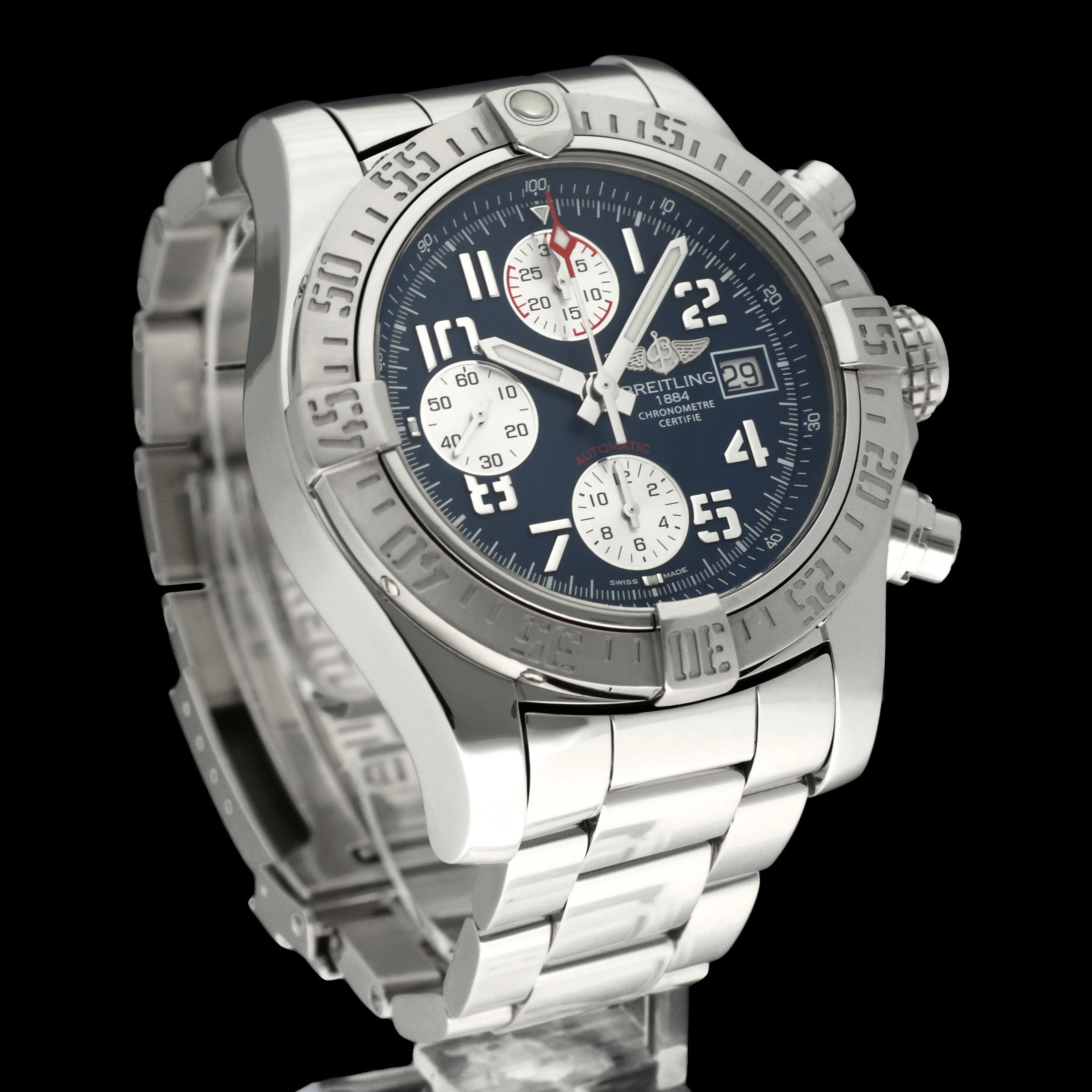 Breitling Avenger II A13381