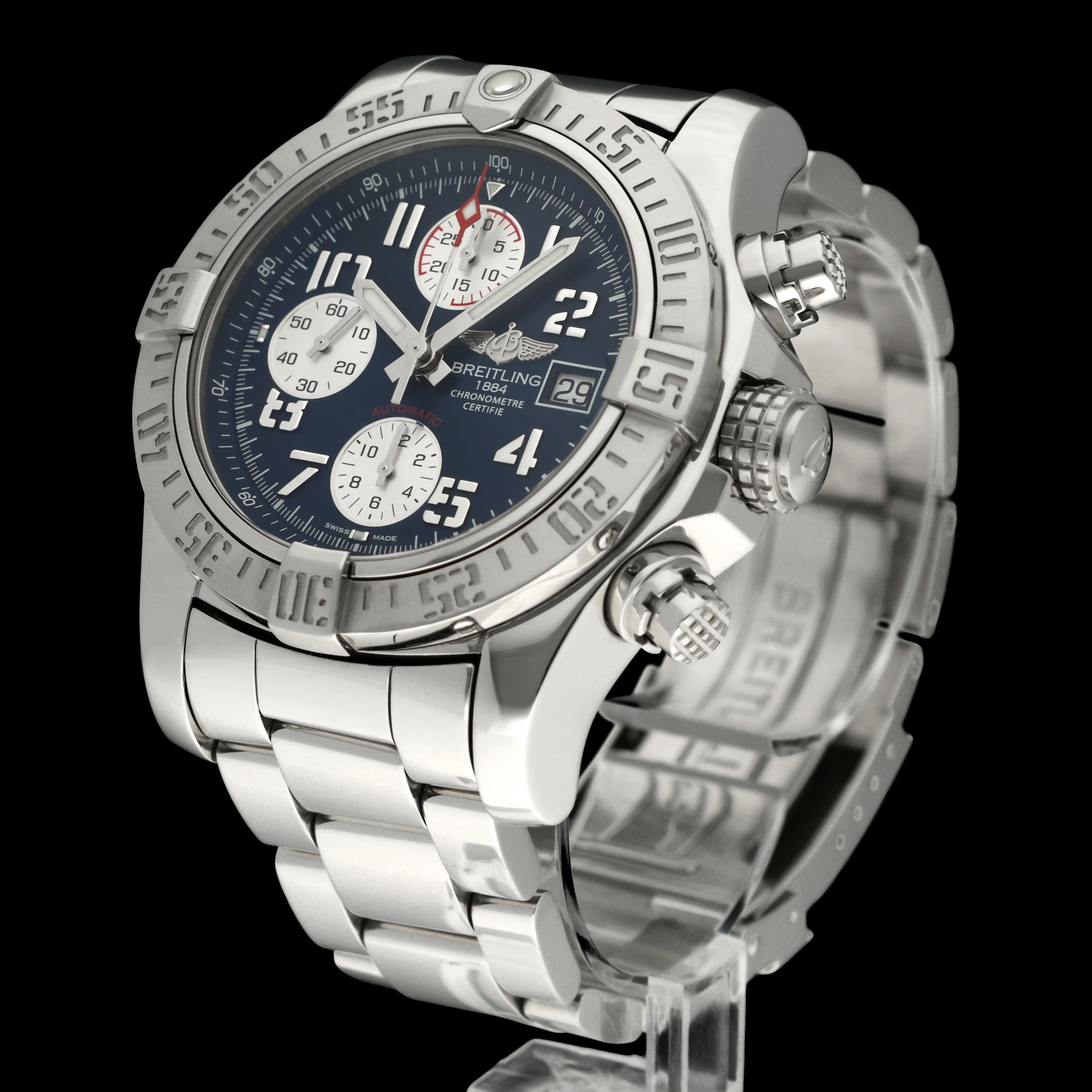 Breitling Avenger II A13381