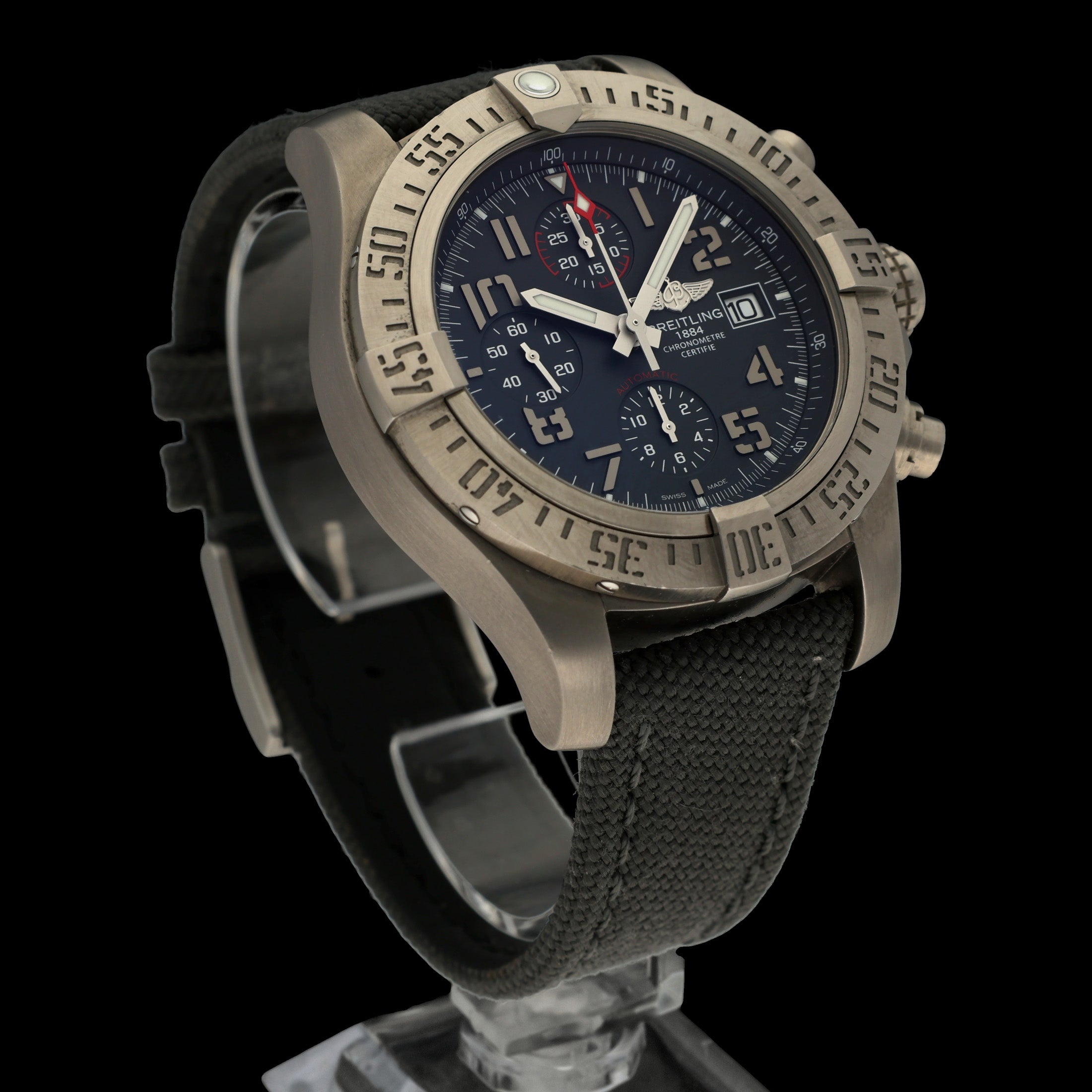 Breitling Avenger E13383