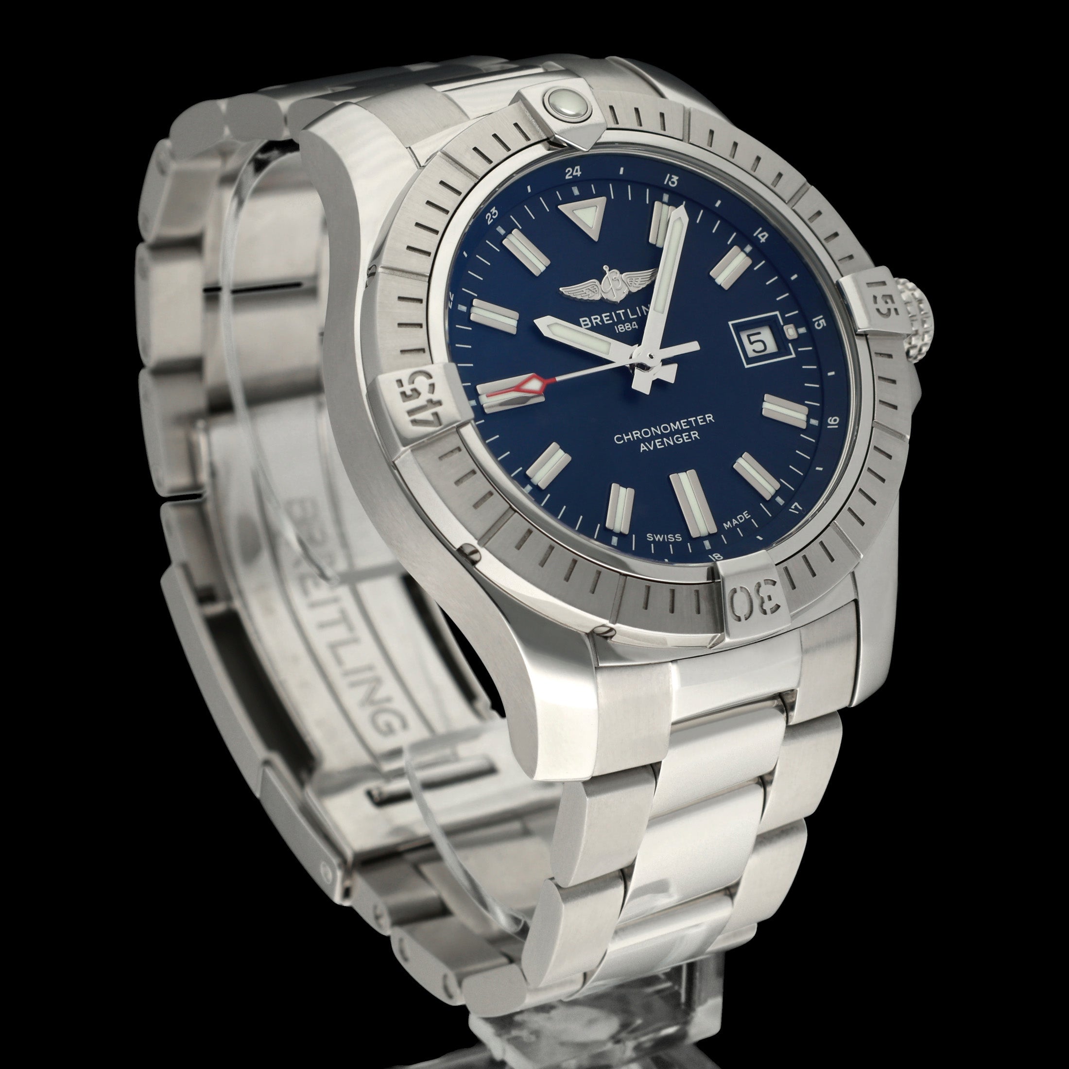 Breitling Avenger A17318