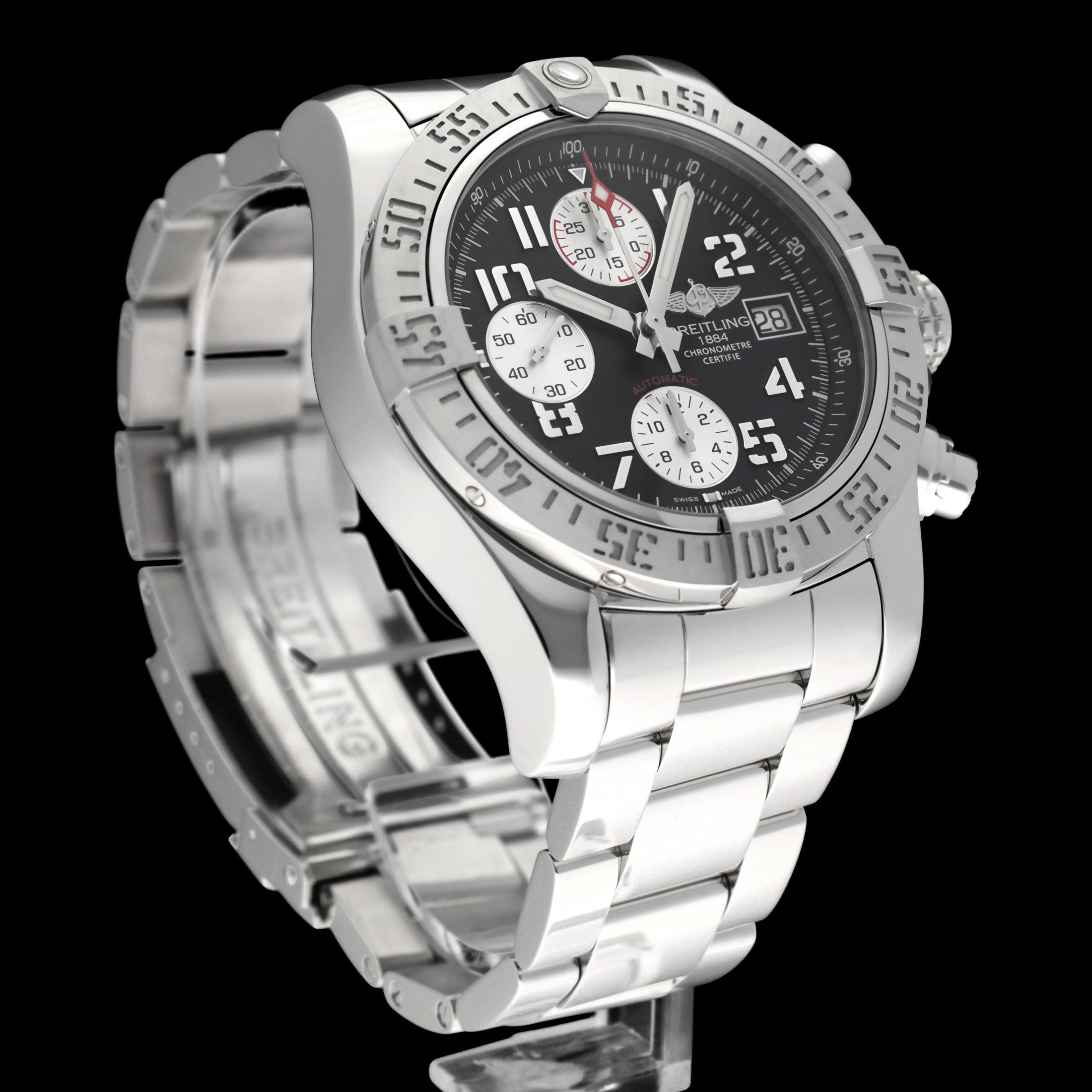 Breitling Avenger II A13381
