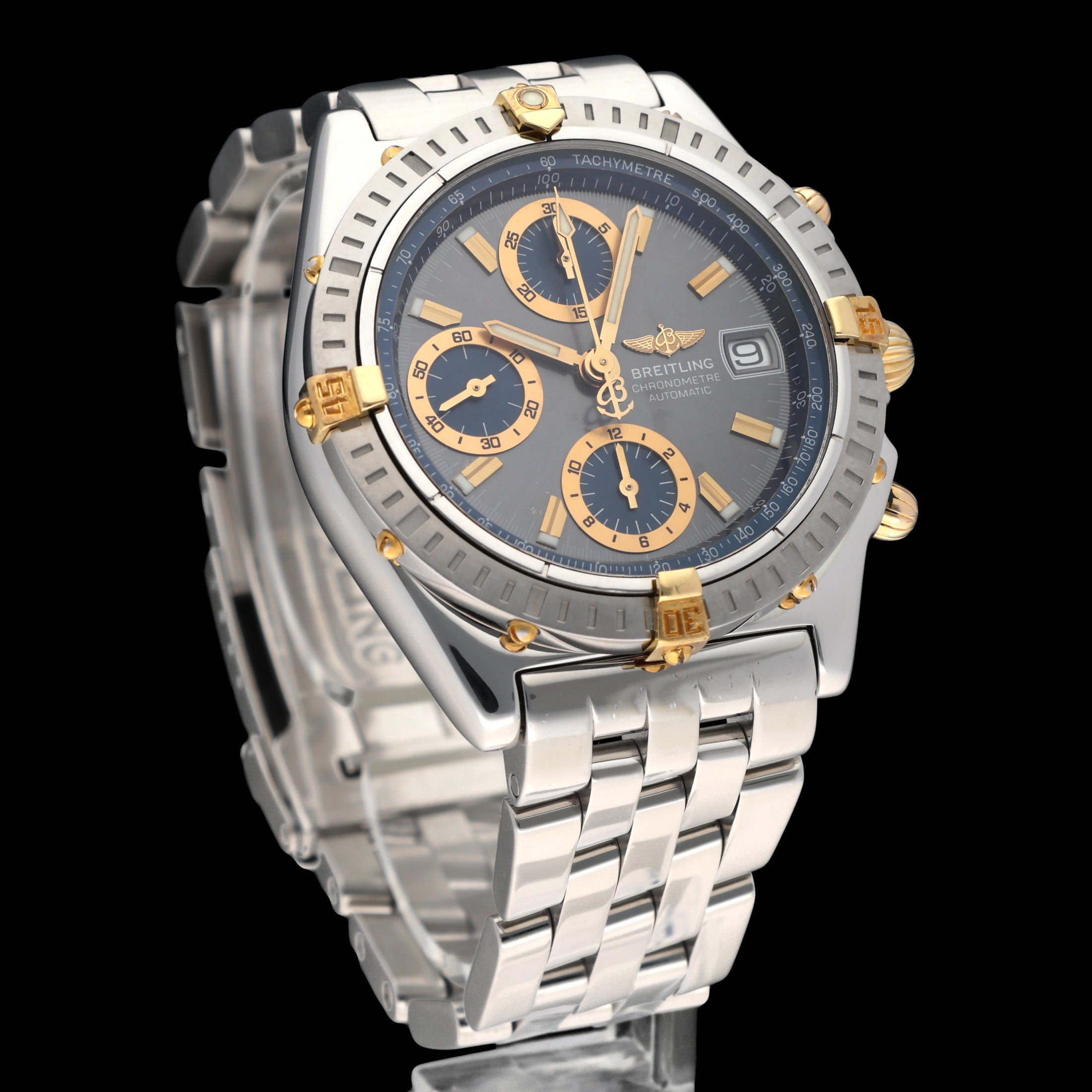 Breitling Chronomat B13352
