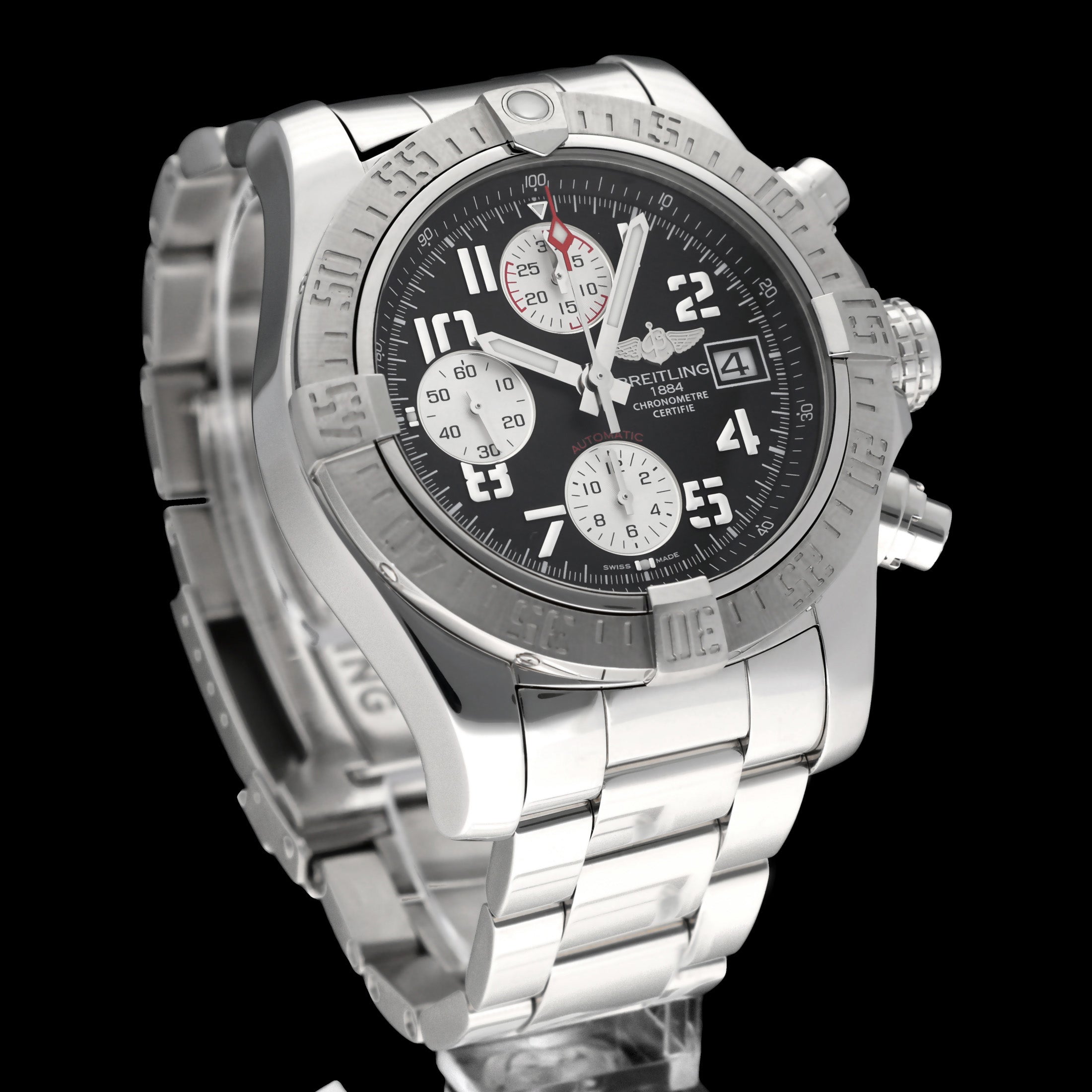 Breitling Avenger II A13381