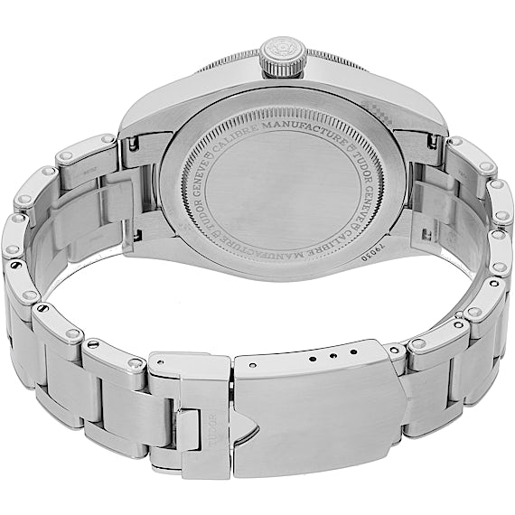 Tudor Black Bay 79030N  Tudor Black Bay 79030N