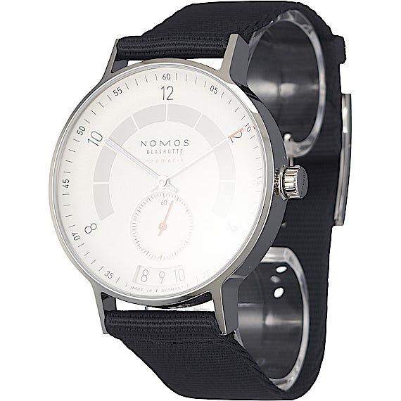 Nomos Autobahn 1301  Nomos Autobahn 1301