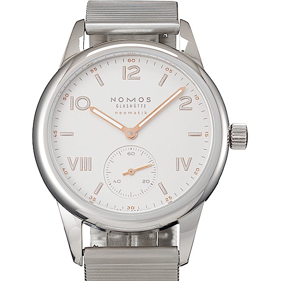 Nomos Club 748  Nomos Club 748