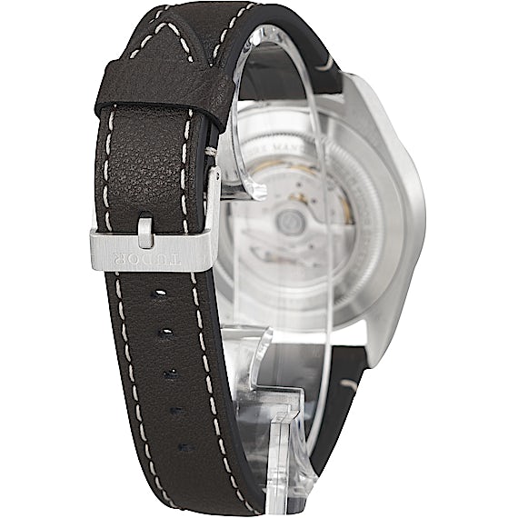 Tudor Black Bay 79010SG  Tudor Black Bay 79010SG