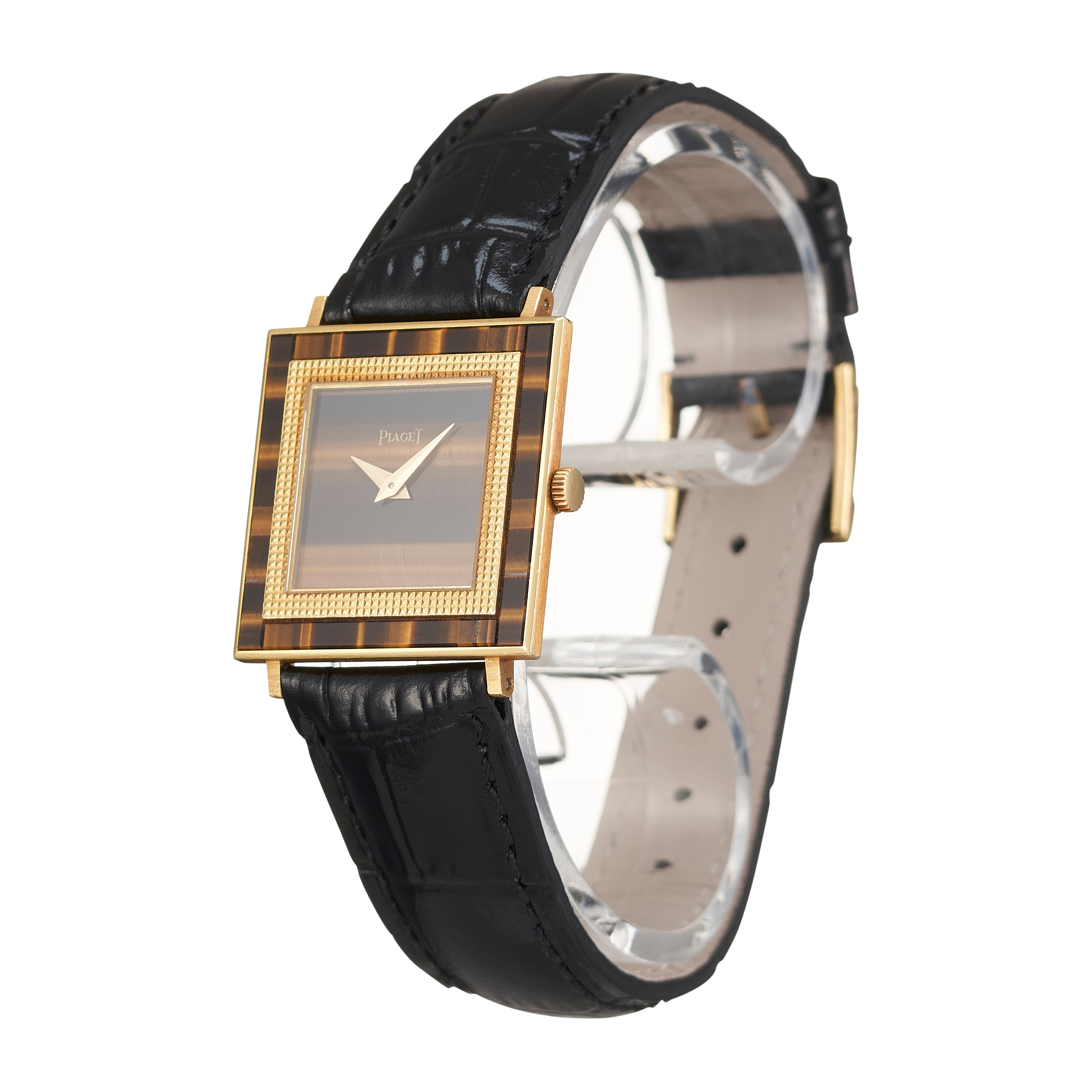 Piaget Antique Square 9200 in Yellow Gold CHRONEXT