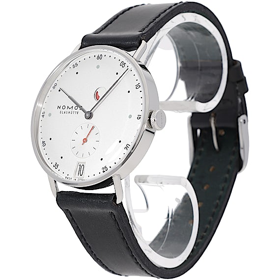 Nomos Metro 1101 Nomos Metro 1101