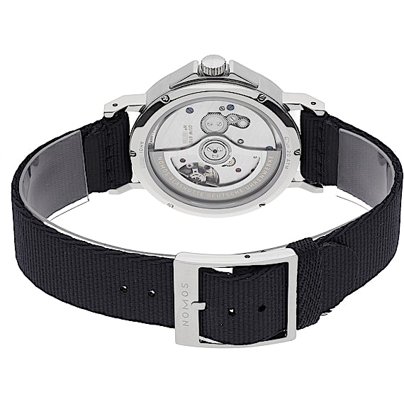 Nomos Ahoi 528 Nomos Ahoi 528