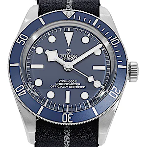 Tudor Black Bay 79030B Tudor Black Bay 79030B