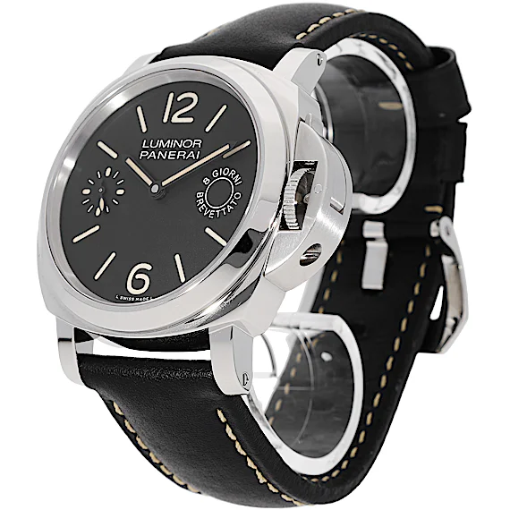 Panerai Luminor PAM00590 Panerai Luminor PAM00590