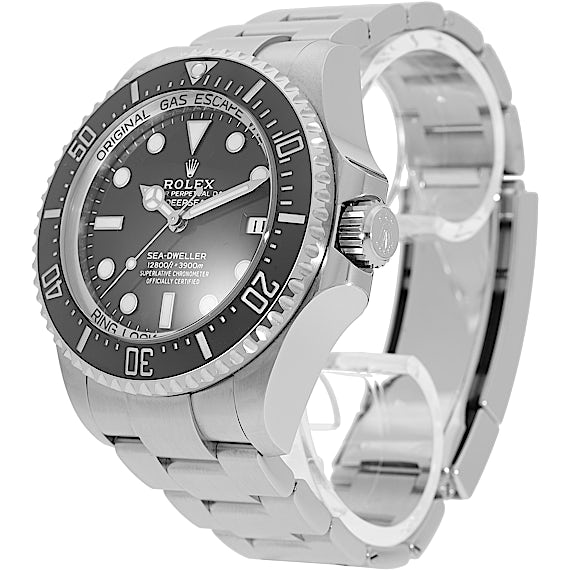 Rolex Sea-Dweller 136660 Rolex Sea-Dweller 136660