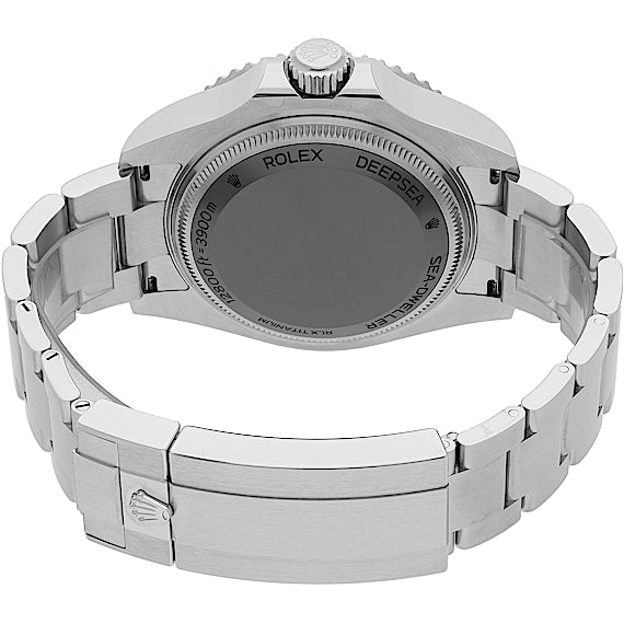 Rolex Sea-Dweller 136660 Rolex Sea-Dweller 136660