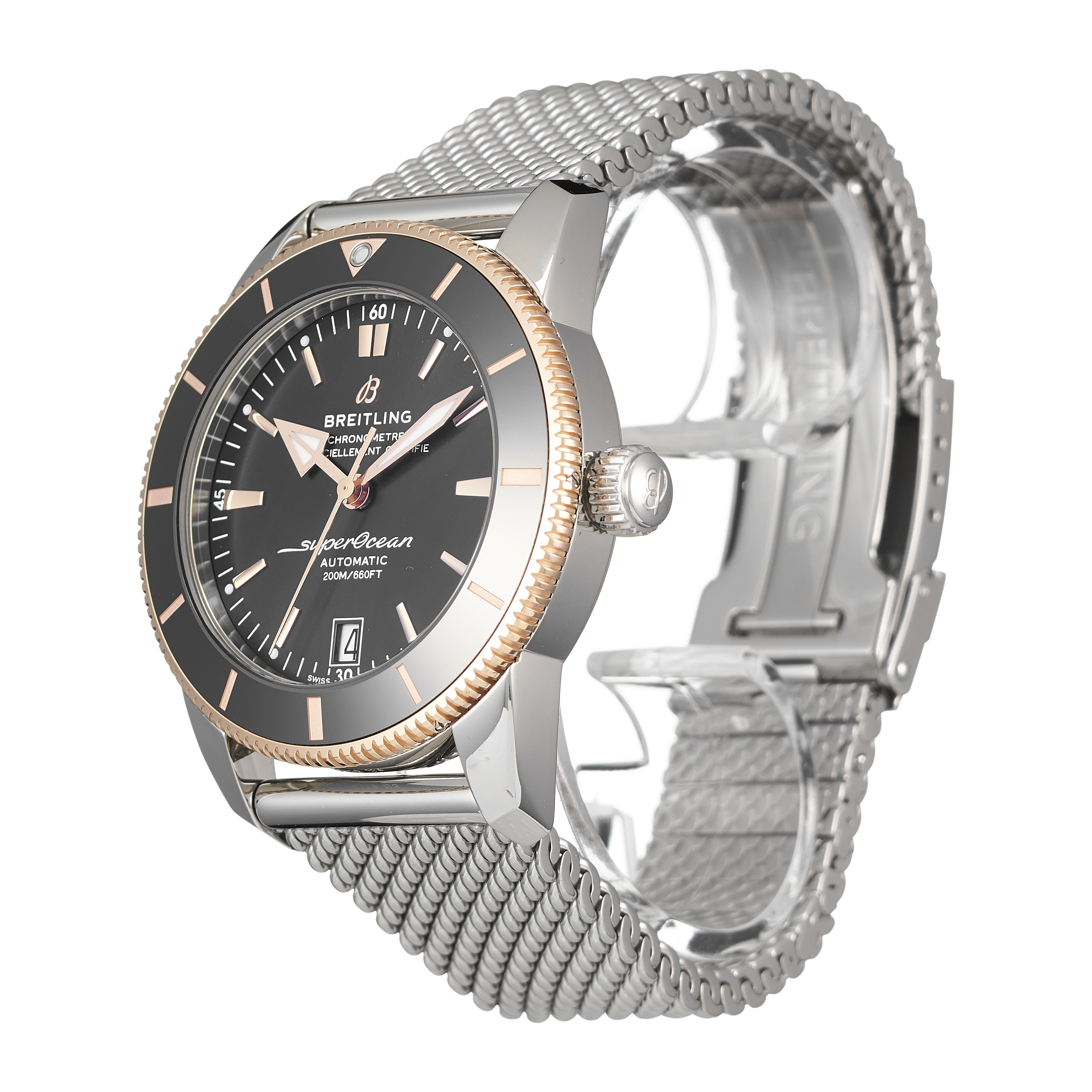 Breitling Superocean UB2010121B1A1