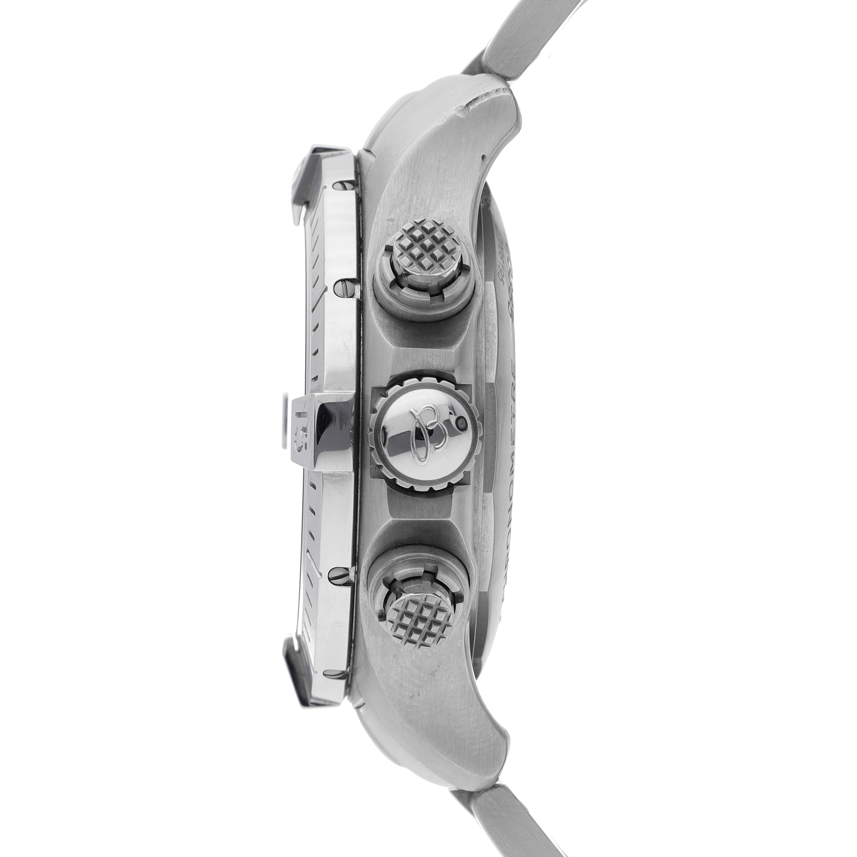 Breitling Avenger A13385