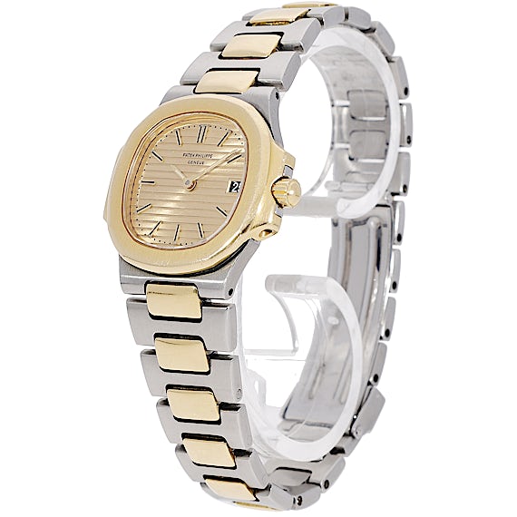 Patek Philippe Nautilus 4700/1 Patek Philippe Nautilus 4700/1